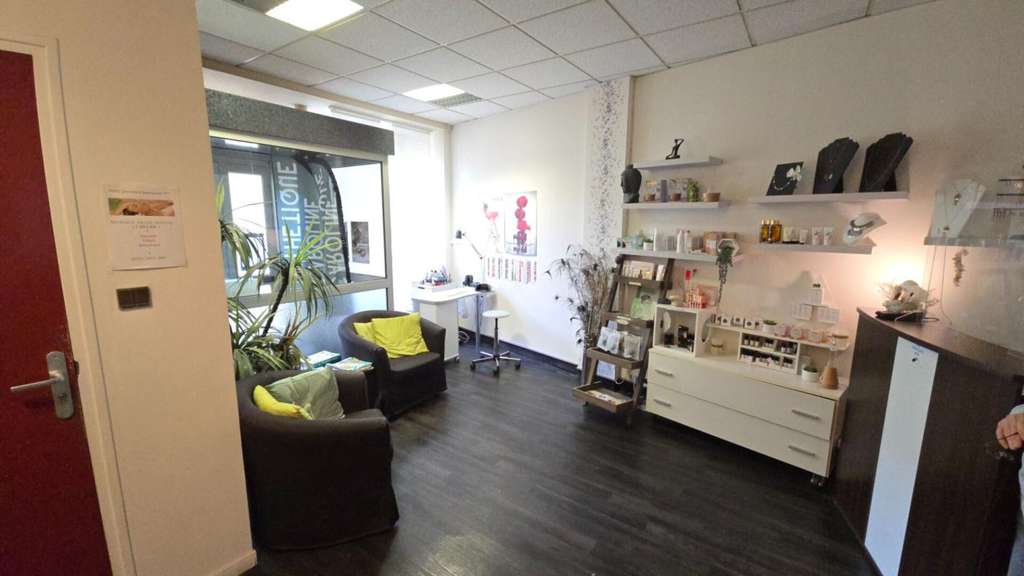 Vente murs commerciaux 90m² à Dreux hyper centre