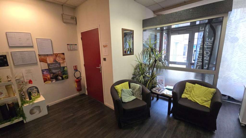 Vente murs commerciaux 90m² à Dreux hyper centre