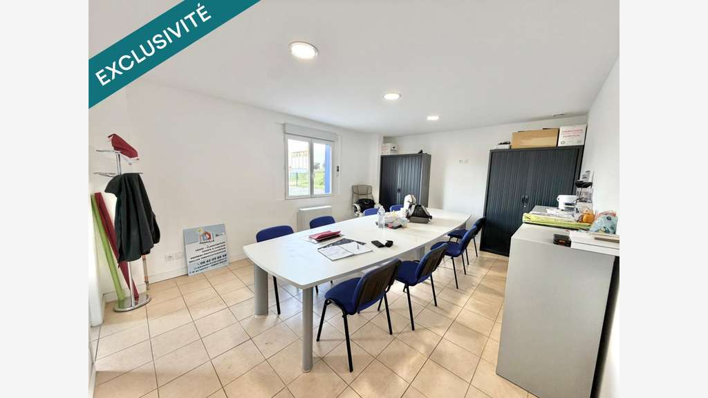 A vendre bâtiment industriel isolé 415m² à Eauze