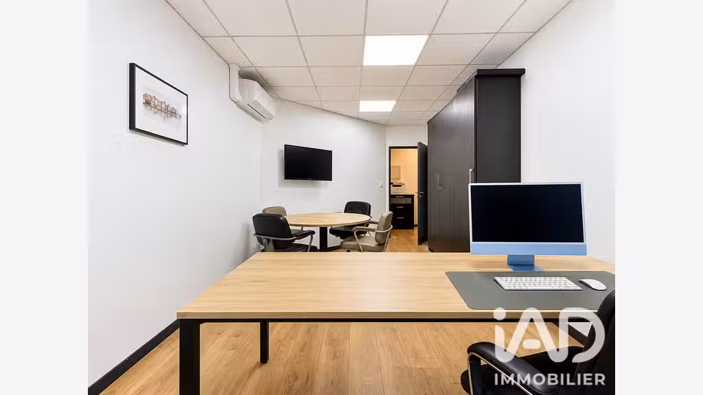 AV bureaux 90m² empl N°1 Écully rentabilité 11%