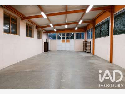 Local commercial à Reignier-Ésery