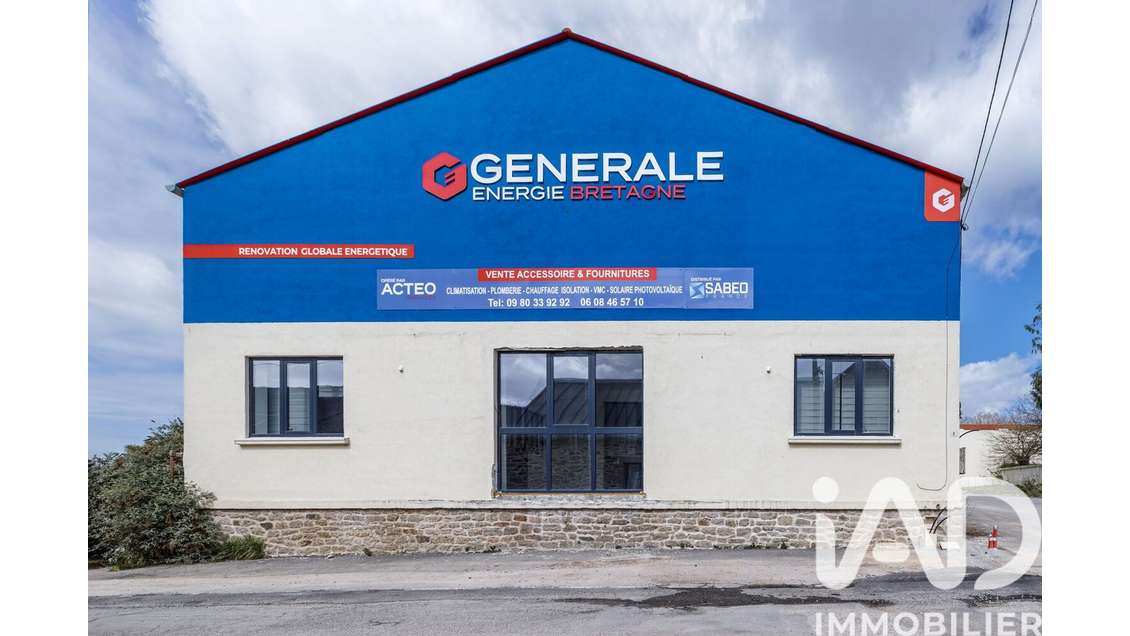 Vente local d’activités rénové 2691m² à Naizin