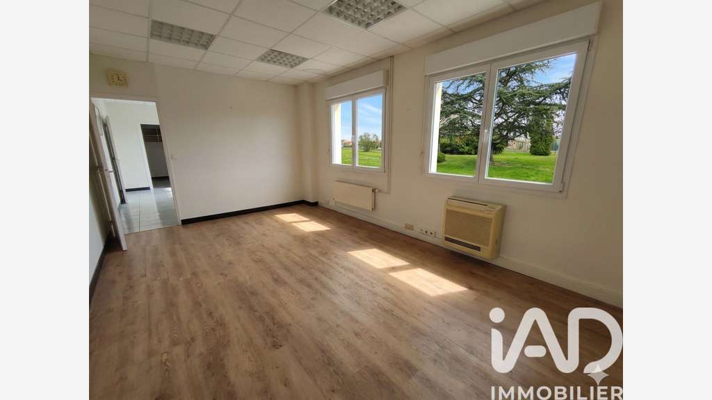 Vente local stratégique 420m² à Fagnières