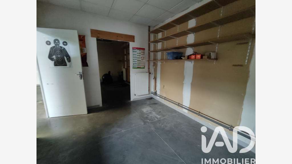 Vente local stratégique 420m² à Fagnières