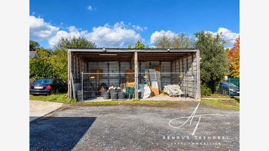 Ensemble immobilier professionnel