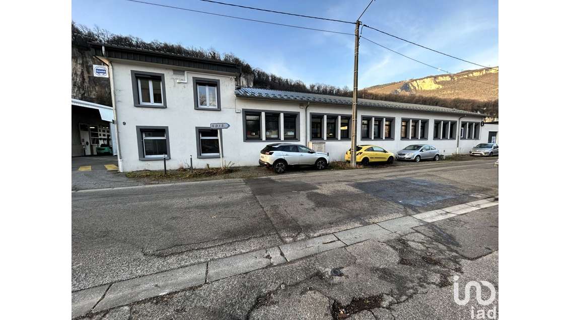 Local commercial à Fontaine