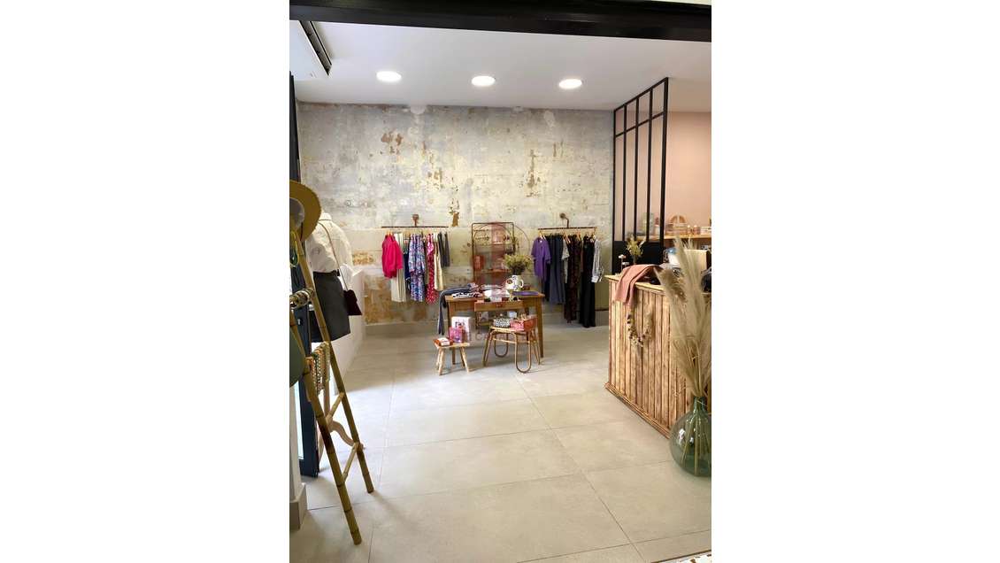 AV boutique 67m² quartier piéton fontainebleau