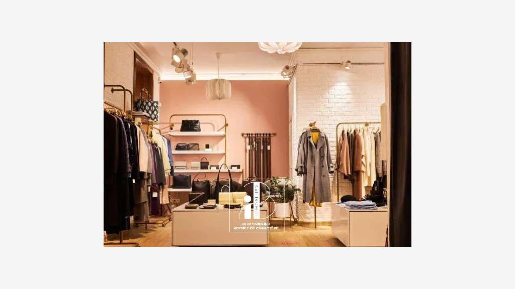 Vente boutique 75m² empl N°1 Fontainebleau