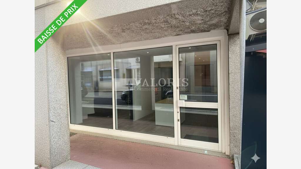 Vente local commercial 62m² centre ville Fontaines