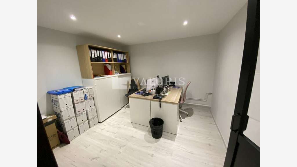 Vente local commercial 62m² centre ville Fontaines