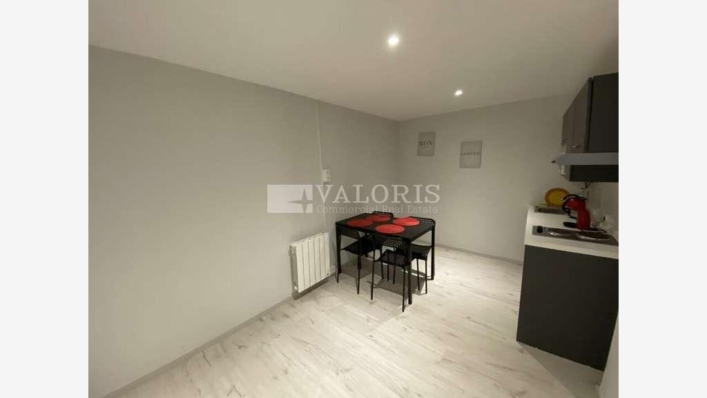 Vente local commercial 62m² centre ville Fontaines