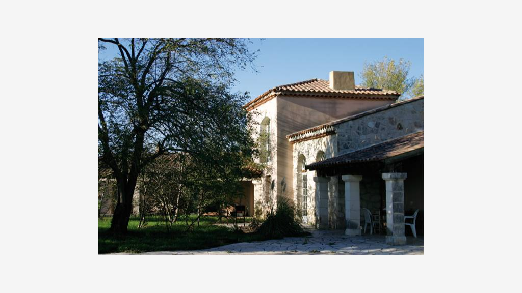 Vente propriété équestre avec gîtes à Fontvieille
