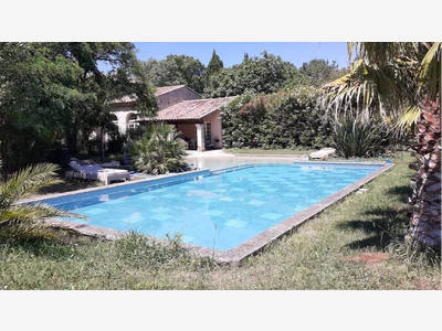 Vente propriété équestre avec gîtes à Fontvieille
