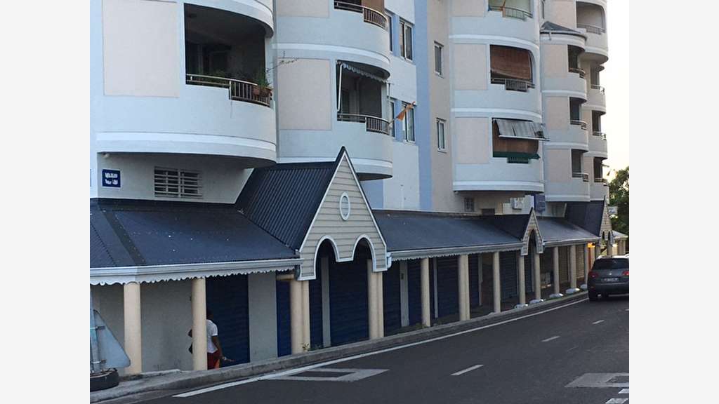 Vente local commercial 80m² à Fort-de-France