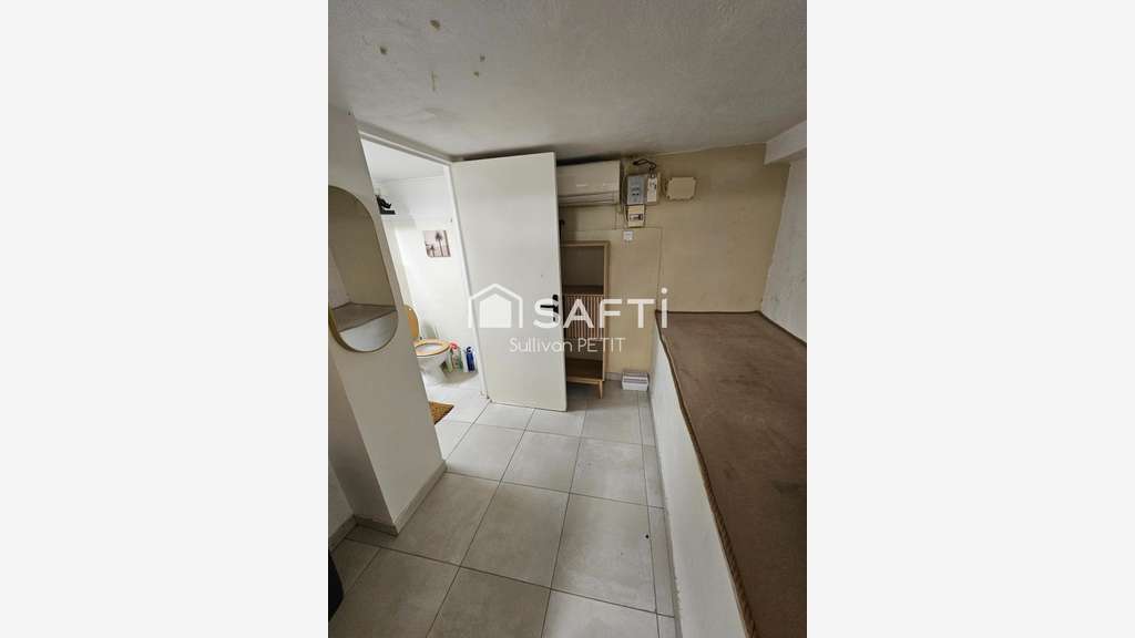 AV local 34m², sortie de rocade à Fort-de-France