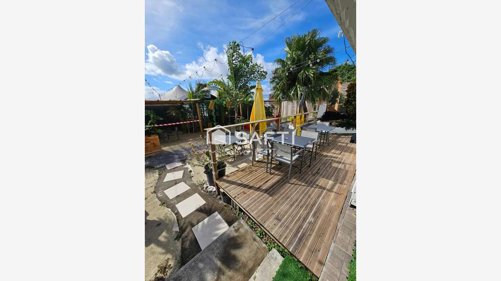 AV local 34m², sortie de rocade à Fort-de-France