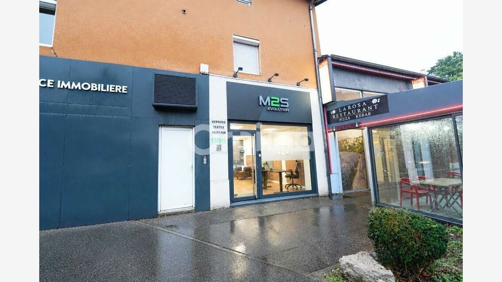 FRANCHEVILLE - LOCAL COMMERCIAL à vendre