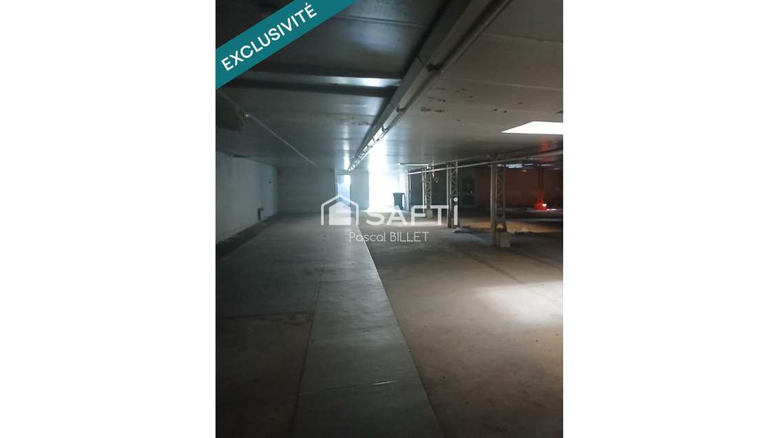 Local 750m² proche St Pol sur Ternoise et d'Arras