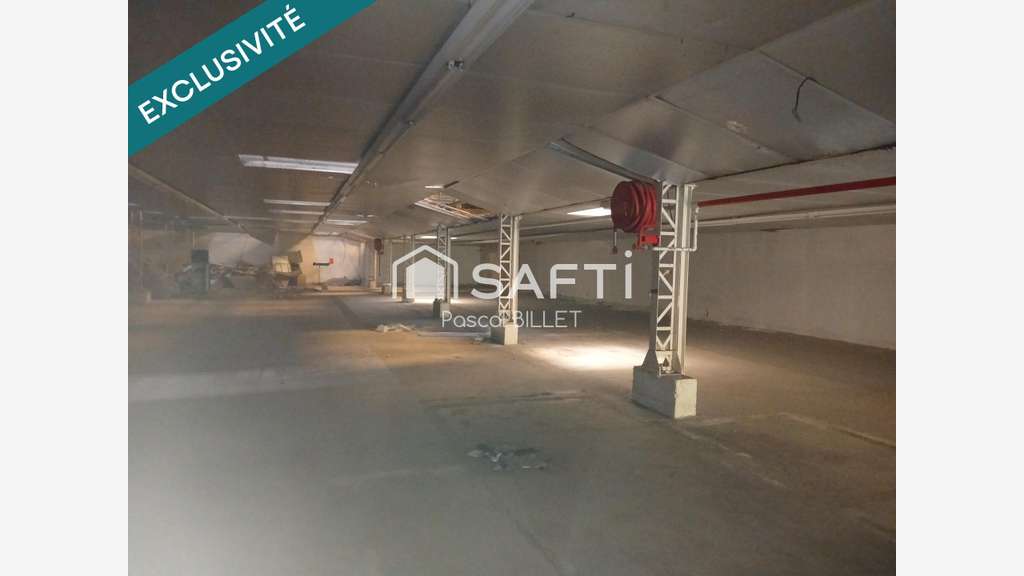 Local 750m² proche St Pol sur Ternoise et d'Arras