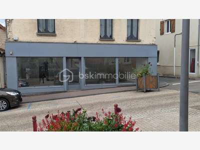 Vente local 60m² proche grand parking à Gaillon