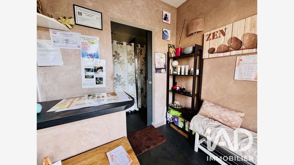 Vente murs commerciaux 60m² à Garancières