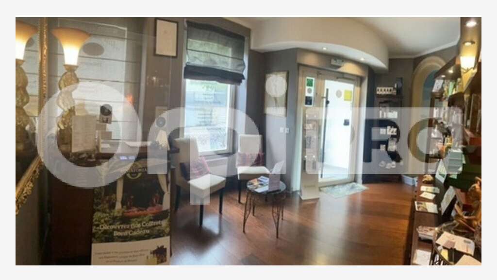 Vente local commercial de 101m² à Gif-sur-Yvette