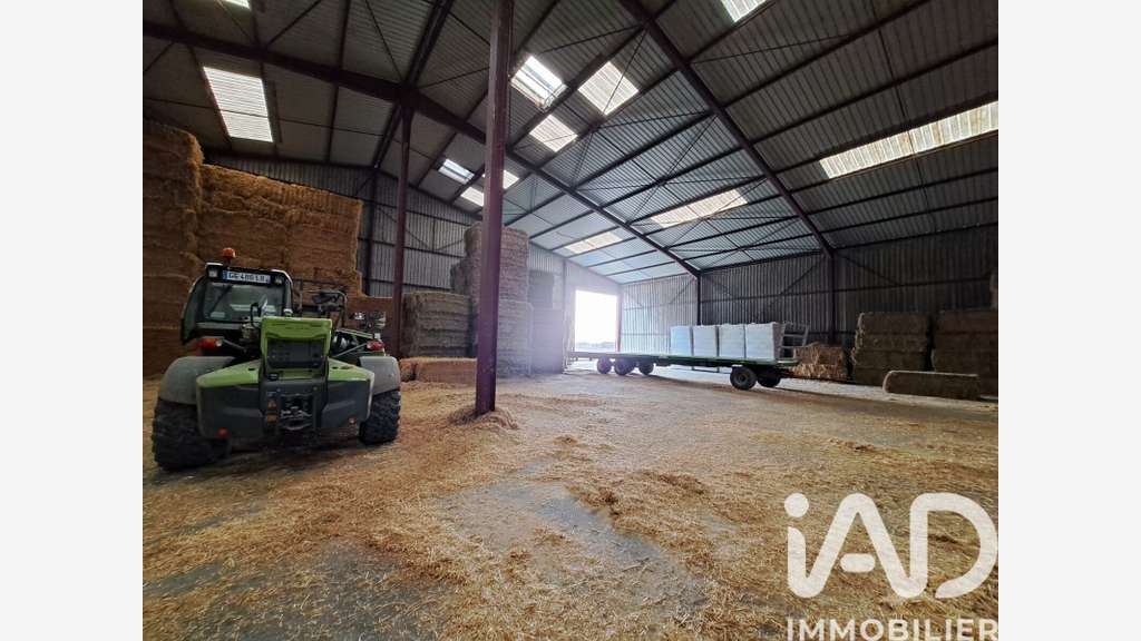 Vente entrepôt 2900m² Terrain 24 156m² Gondreville