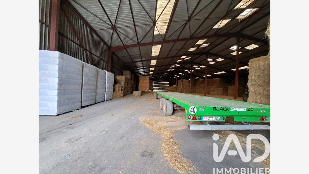 Vente entrepôt 2900m² Terrain 24 156m² Gondreville