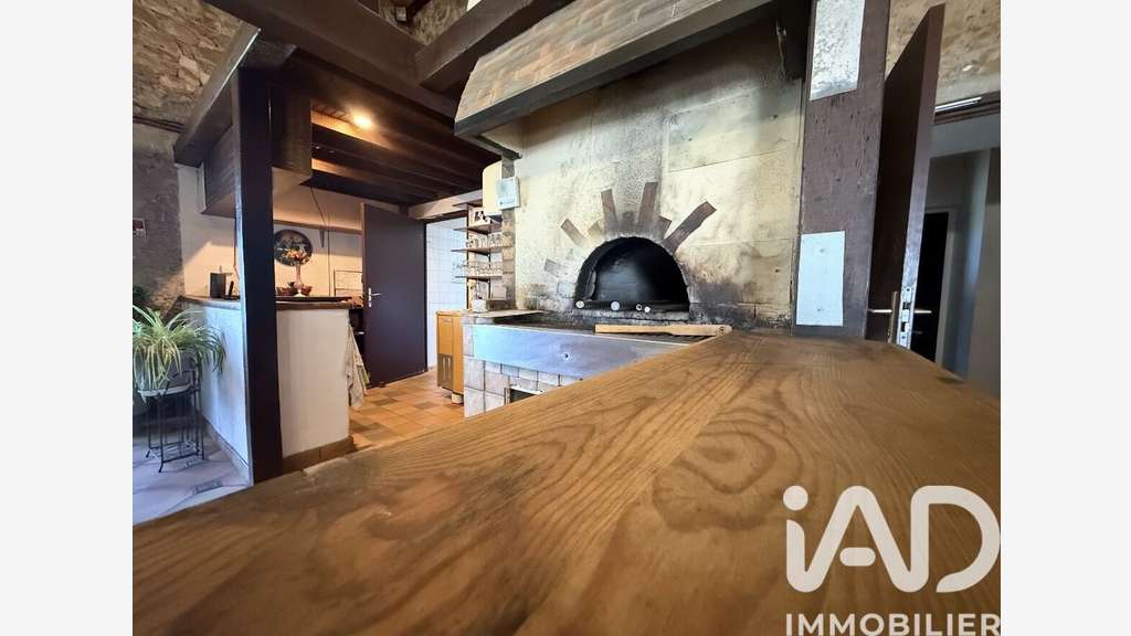 Vente ancien restaurant de 190m² à Gourgé