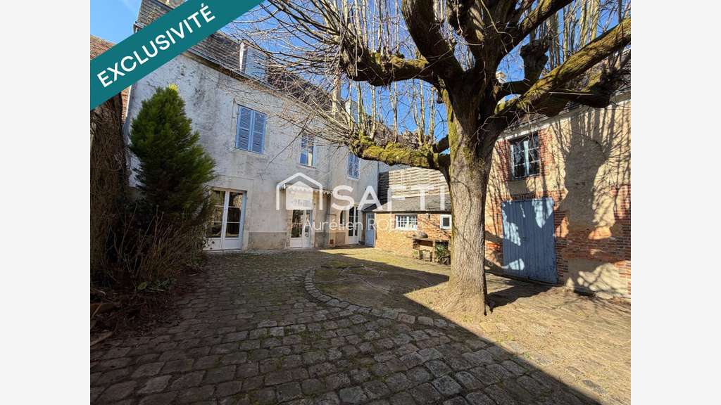Vente ensemble immobilier fort rendement à Graçay 