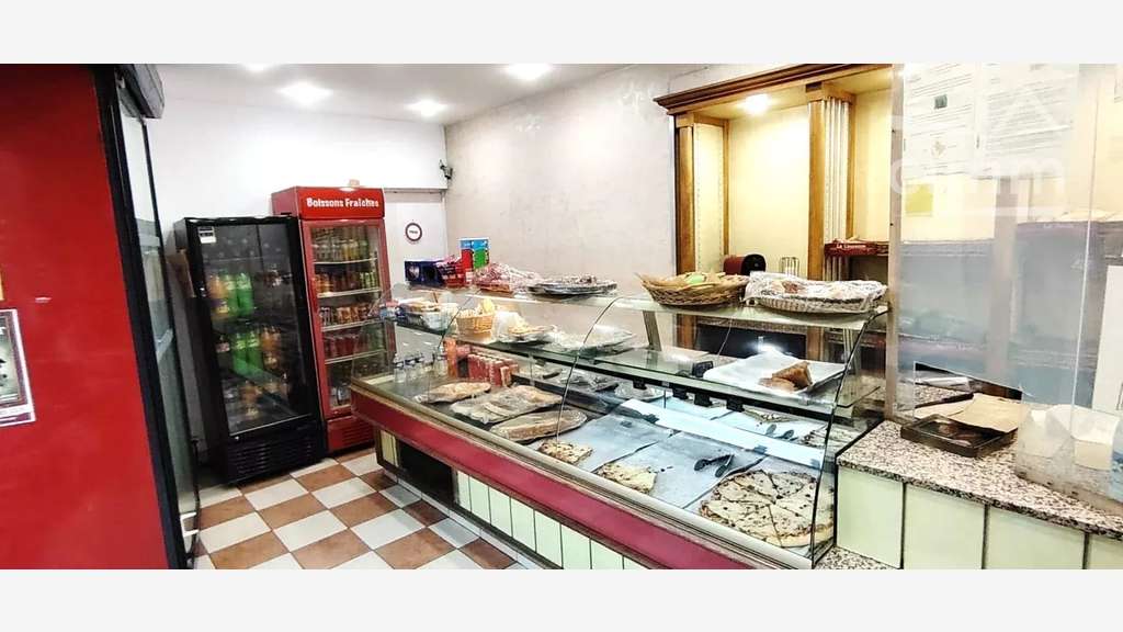 Vente murs local boulangerie 144m² à Grasse