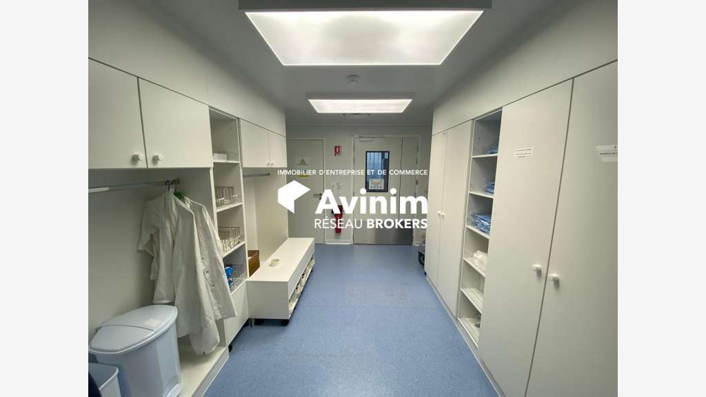 Local R&D avec salle blanche 705m² Grenoble