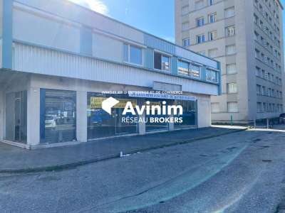 Local commercial de 144 m² - Secteur Grenoble Sud 