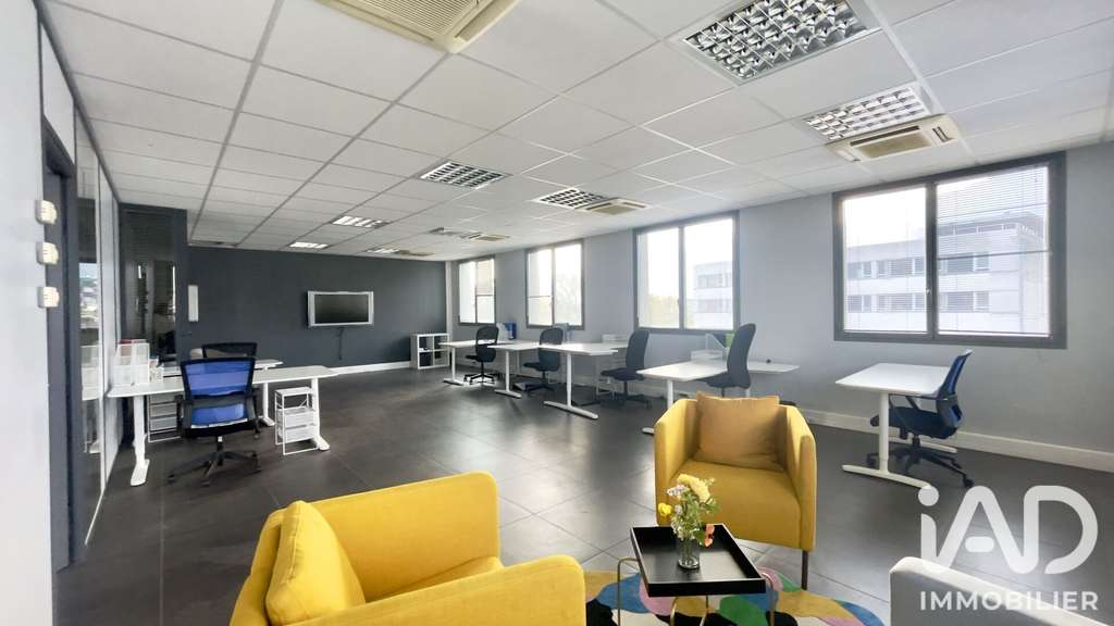 Vente local d'activité 117m² parking à Grenoble