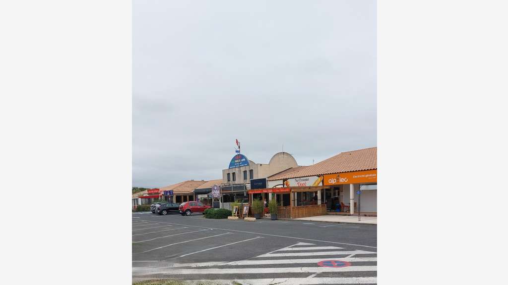 Vente local commercial ZAC des Ayguades à Gruissan