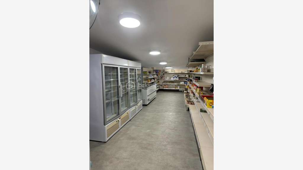 Vente local commercial avec appartement à Harcourt