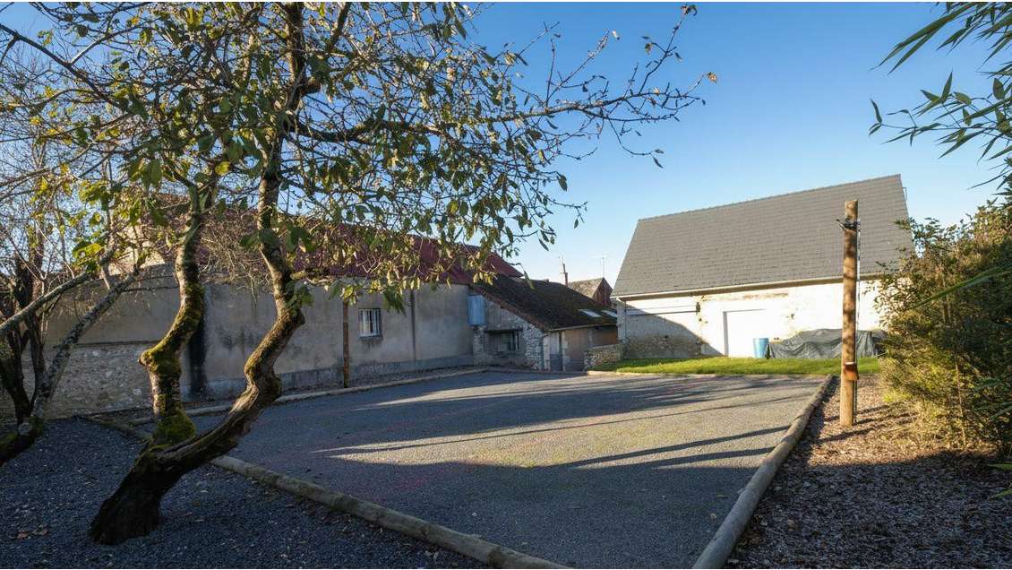 Vente murs commerciaux 206m² à Herbault 