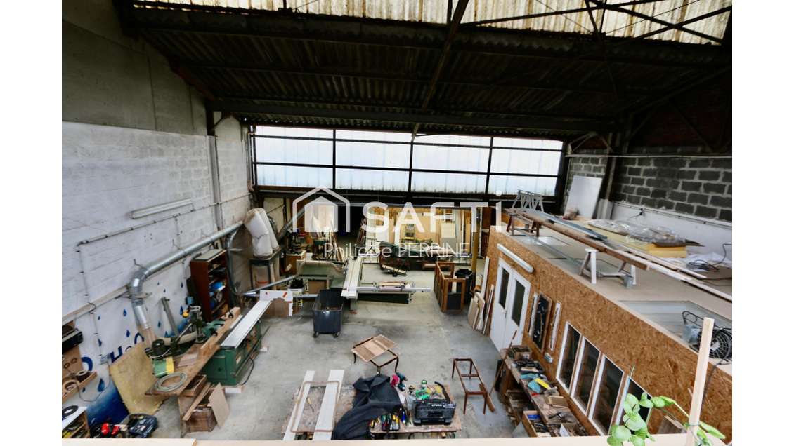 Local d'activité 497m² à Hérouville saint Clair