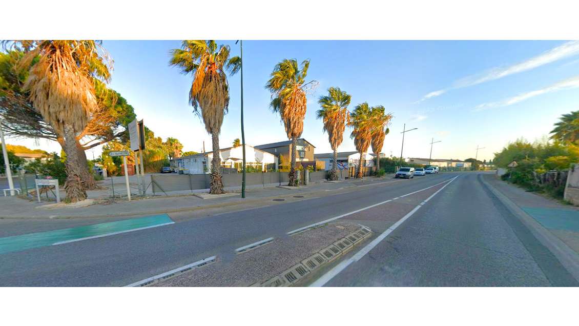 AV local cial 235m² + terrasse + extérieur Hyères