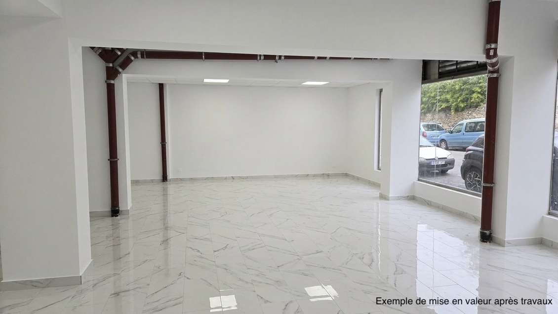 Local commercial 122m² en centre-ville d'Hyères