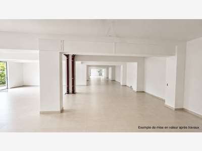 Local commercial 96m² centre-ville d'Hyères
