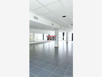 LOCAL COMMERCIAL EN PLEIN CENTRE VILLE DE 430m²+ 