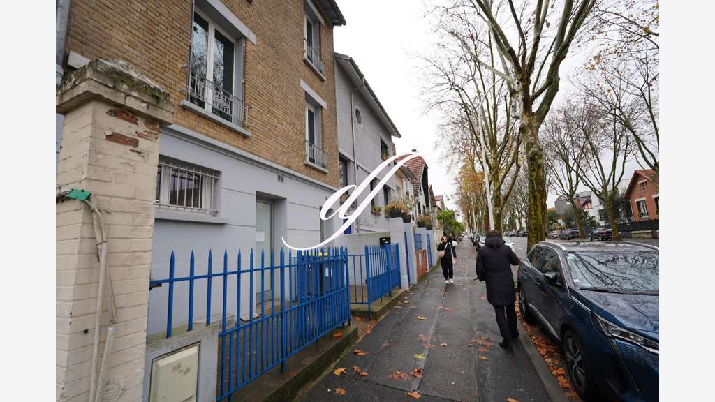 Vente local commercial 120m² à Issy-les-Moulineaux