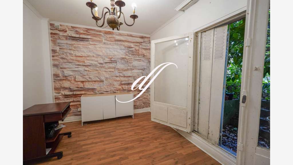 Vente local commercial 120m² à Issy-les-Moulineaux