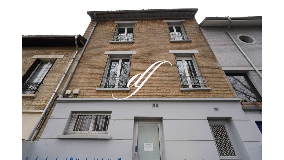 Vente local commercial 120m² à Issy-les-Moulineaux