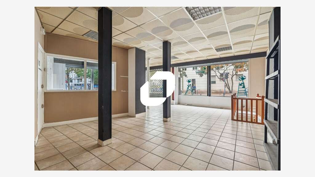 Vente Local commercial 102m² Issy les moulineaux
