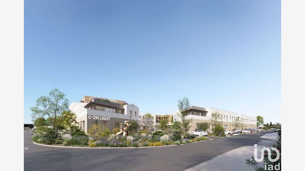Vente murs atelier de 120.60m² en RDC à Jacou