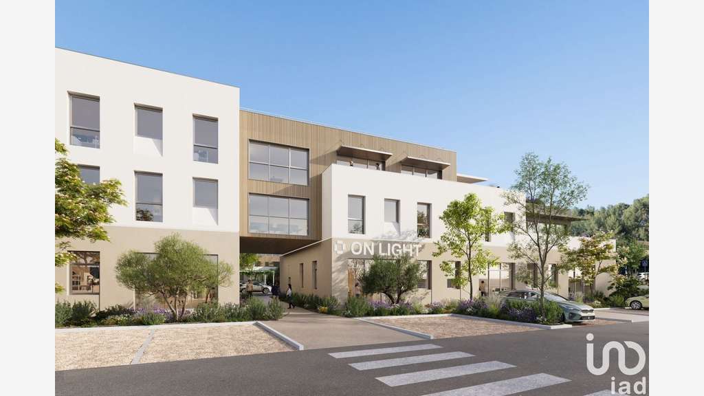 Vente murs atelier de 120.60m² en RDC à Jacou