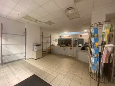 Local commercial dans le centre commercial de