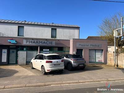 Vente local commercial de 140m² à La Baconnière